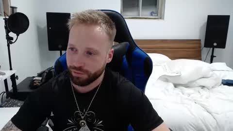 Snapshot of mathieu6606 chatting on February 6, 2026, 4:06 am Math online show from February 6, 2026, 4:06 am