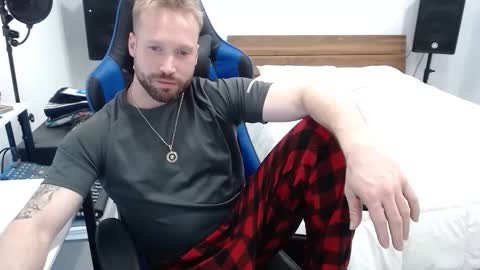 Snapshot of mathieu6606 chatting on February 15, 2026, 2:30 am Math online show from February 15, 2026, 2:30 am