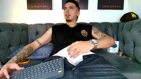 Snapshot of matias_costa chatting on February 14, 2026, 12:29 am MATIAS COSTA online show from February 14, 2026, 12:29 am