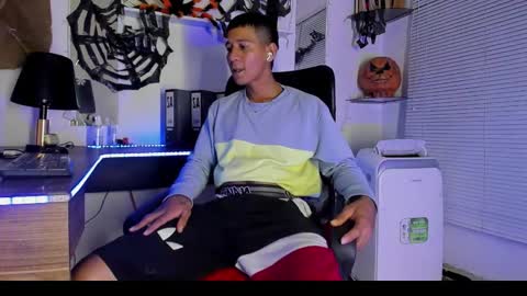 Snapshot of matiasleonel chatting on October 28, 2025, 6:39 am matiasleonel online show from October 28, 2025, 6:39 am
