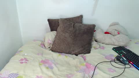 Snapshot of matildarave chatting on December 5, 2024, 7:28 pm Mathi online show from December 5, 2024, 7:28 pm