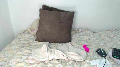 Snapshot of matildarave chatting on January 20, 2025, 9:43 pm Mathi online show from January 20, 2025, 9:43 pm