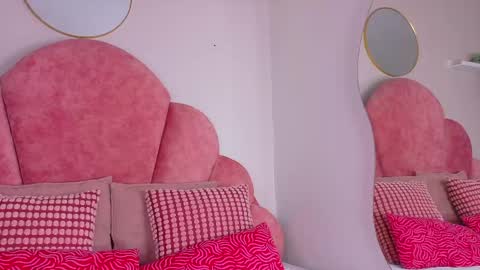 Snapshot of matildataylor__ chatting on May 3, 2026, 12:11 pm Matilda online show from May 3, 2026, 12:11 pm