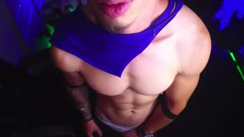 Snapshot of matiusdf chatting on December 21, 2025, 1:29 pm matius online show from December 21, 2025, 1:29 pm