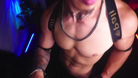 Snapshot of matiusdf chatting on April 25, 2026, 3:20 am matius online show from April 25, 2026, 3:20 am