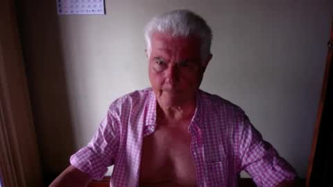 Snapshot of matlik chatting on September 25, 2025, 8:23 pm matlik online show from September 25, 2025, 8:23 pm