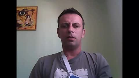 Snapshot of matoterzic48 chatting on October 19, 2025, 11:11 am toma online show from October 19, 2025, 11:11 am