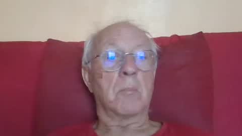 Snapshot of matricule4246 chatting on October 23, 2025, 8:35 am joyaam79 online show from October 23, 2025, 8:35 am