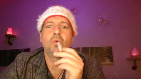 Snapshot of matrike1 chatting on December 24, 2024, 7:33 pm matrike1 online show from December 24, 2024, 7:33 pm