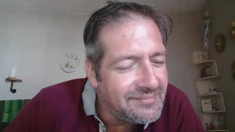 Snapshot of matrike1 chatting on September 28, 2025, 2:00 pm matrike1 online show from September 28, 2025, 2:00 pm