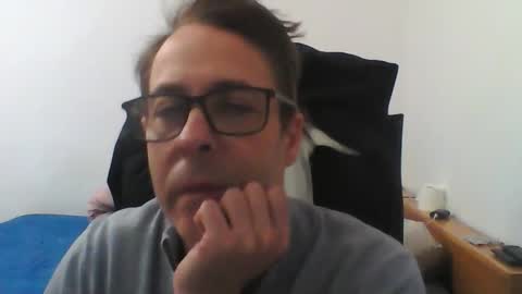 matrixmad online show from November 11, 2025, 5:13 pm