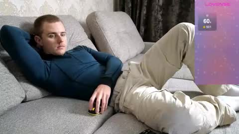 Snapshot of matt_aniston chatting on December 5, 2025, 7:21 pm Matt online show from December 5, 2025, 7:21 pm