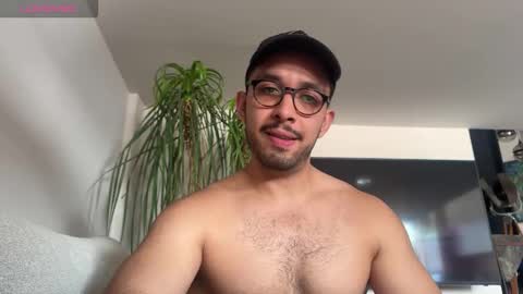 The Matt Leon online show from November 4, 2025, 9:47 pm