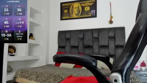 Snapshot of matt_rodriguez92 chatting on March 1, 2025, 4:00 pm matt rodriguez92 online show from March 1, 2025, 4:00 pm