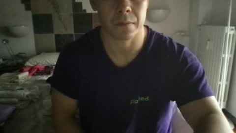 mattbull20 online show from October 4, 2025, 1:20 pm