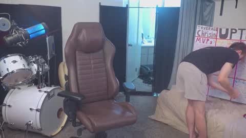 Matt Cash online show from October 20, 2025, 1:06 am