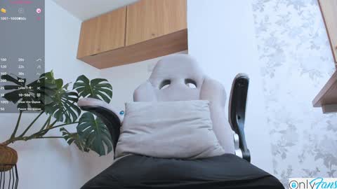 Snapshot of matteo_777 chatting on February 5, 2025, 6:04 pm Mateo online show from February 5, 2025, 6:04 pm