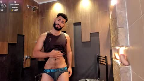 Snapshot of mattewrey chatting on November 5, 2025, 1:33 pm Mattew online show from November 5, 2025, 1:33 pm