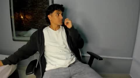 Snapshot of mattfiore chatting on January 17, 2026, 7:39 pm mattfiore online show from January 17, 2026, 7:39 pm