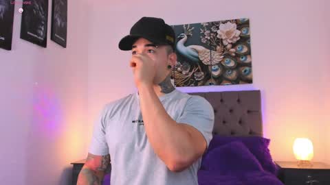 Snapshot of matthew_colee chatting on April 7, 2026, 3:29 am Matthew INDEPENDENT MODEL online show from April 7, 2026, 3:29 am