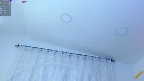 Snapshot of matthewboy_ chatting on December 20, 2024, 8:01 pm MatthewBoy online show from December 20, 2024, 8:01 pm