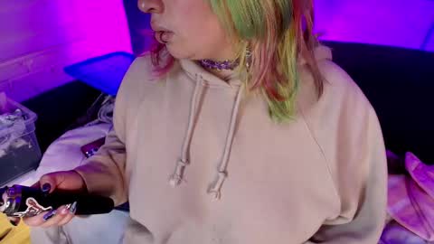 TATIANA  AND ROUS online show from February 14, 2026, 11:07 am