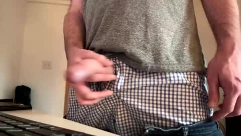 Snapshot of mattiufr chatting on December 16, 2024, 6:49 pm Matt online show from December 16, 2024, 6:49 pm