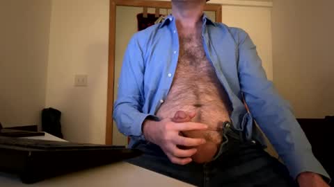 Snapshot of mattiufr chatting on December 18, 2024, 1:05 am Matt online show from December 18, 2024, 1:05 am