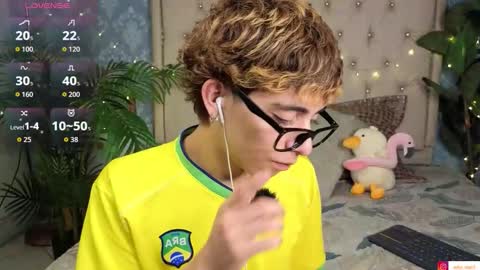 matty_spark online show from February 6, 2026, 1:36 pm