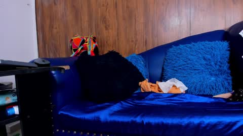 Lucy online show from January 24, 2025, 4:06 pm