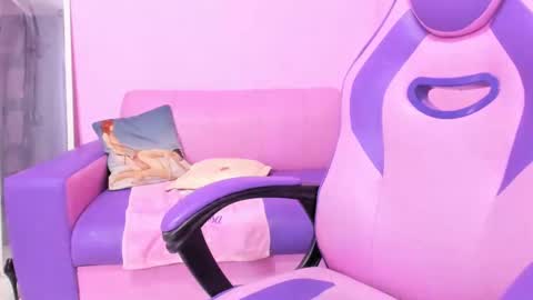 Snapshot of mature_bitch_monster_ass chatting on September 13, 2025, 4:07 pm call me mommy online show from September 13, 2025, 4:07 pm