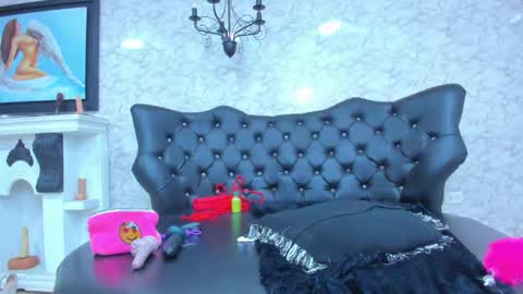 Snapshot of maturealicia chatting on January 23, 2025, 11:58 pm Alicia STREAMING SCHEDULE 1400 - 2130 GMT-5 online show from January 23, 2025, 11:58 pm