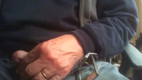 Snapshot of maturedaddi chatting on October 14, 2025, 12:50 pm Maturedaddi online show from October 14, 2025, 12:50 pm