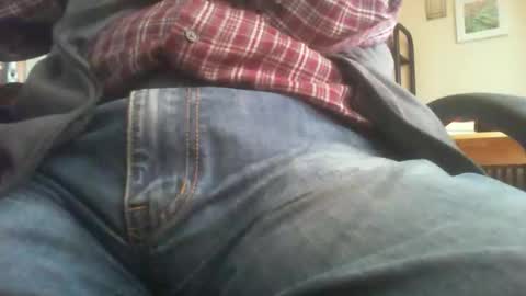 Snapshot of maturedaddi chatting on October 17, 2025, 9:45 am Maturedaddi online show from October 17, 2025, 9:45 am