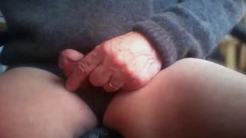 Snapshot of maturedaddi chatting on February 11, 2026, 11:04 am Maturedaddi online show from February 11, 2026, 11:04 am