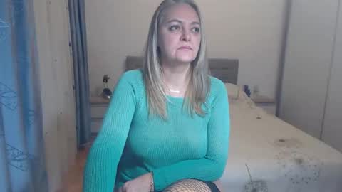 Snapshot of maturediana chatting on February 22, 2025, 3:56 am maturediana online show from February 22, 2025, 3:56 am