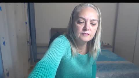 Snapshot of maturediana chatting on October 10, 2025, 2:43 am maturediana online show from October 10, 2025, 2:43 am