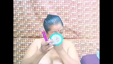 matureindian654u online show from May 27, 2026, 8:55 am