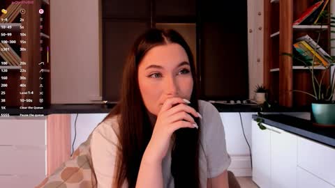 Snapshot of mauddenmon chatting on September 8, 2025, 3:11 pm Lucy online show from September 8, 2025, 3:11 pm
