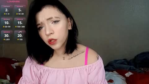 Snapshot of maudhendry chatting on January 16, 2026, 6:06 am Mia online show from January 16, 2026, 6:06 am