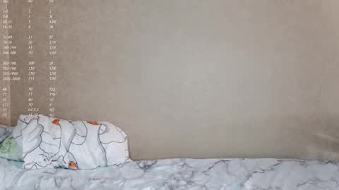 Snapshot of maudhendry chatting on February 4, 2026, 10:21 am Mia online show from February 4, 2026, 10:21 am