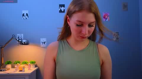 maureencoombs online show from November 14, 2025, 4:22 am