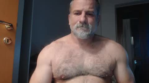 Snapshot of mauro1971 chatting on October 5, 2025, 6:17 pm mauro1971 online show from October 5, 2025, 6:17 pm