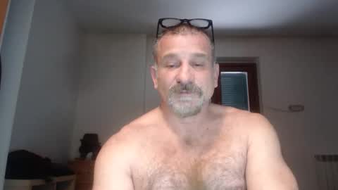 Snapshot of mauro1971 chatting on January 17, 2026, 12:32 pm mauro1971 online show from January 17, 2026, 12:32 pm