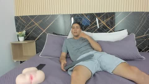mauro_boy online show from May 28, 2026, 8:39 pm