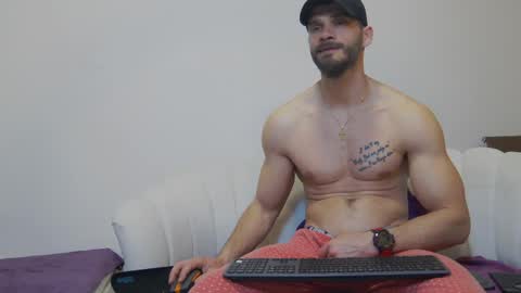 Snapshot of mauro_real_man chatting on March 28, 2026, 6:29 pm mauro_real_man online show from March 28, 2026, 6:29 pm