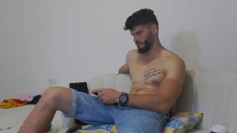 Snapshot of mauro_real_man chatting on June 26, 2026, 5:39 pm mauro_real_man online show from June 26, 2026, 5:39 pm