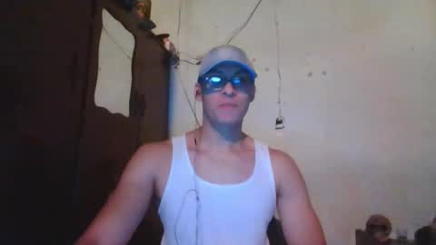 Snapshot of maurodirty chatting on December 2, 2025, 5:46 am Mauro online show from December 2, 2025, 5:46 am