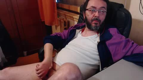 Max online show from December 29, 2024, 3:13 pm