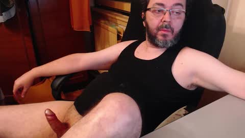 Max online show from October 2, 2025, 6:59 pm